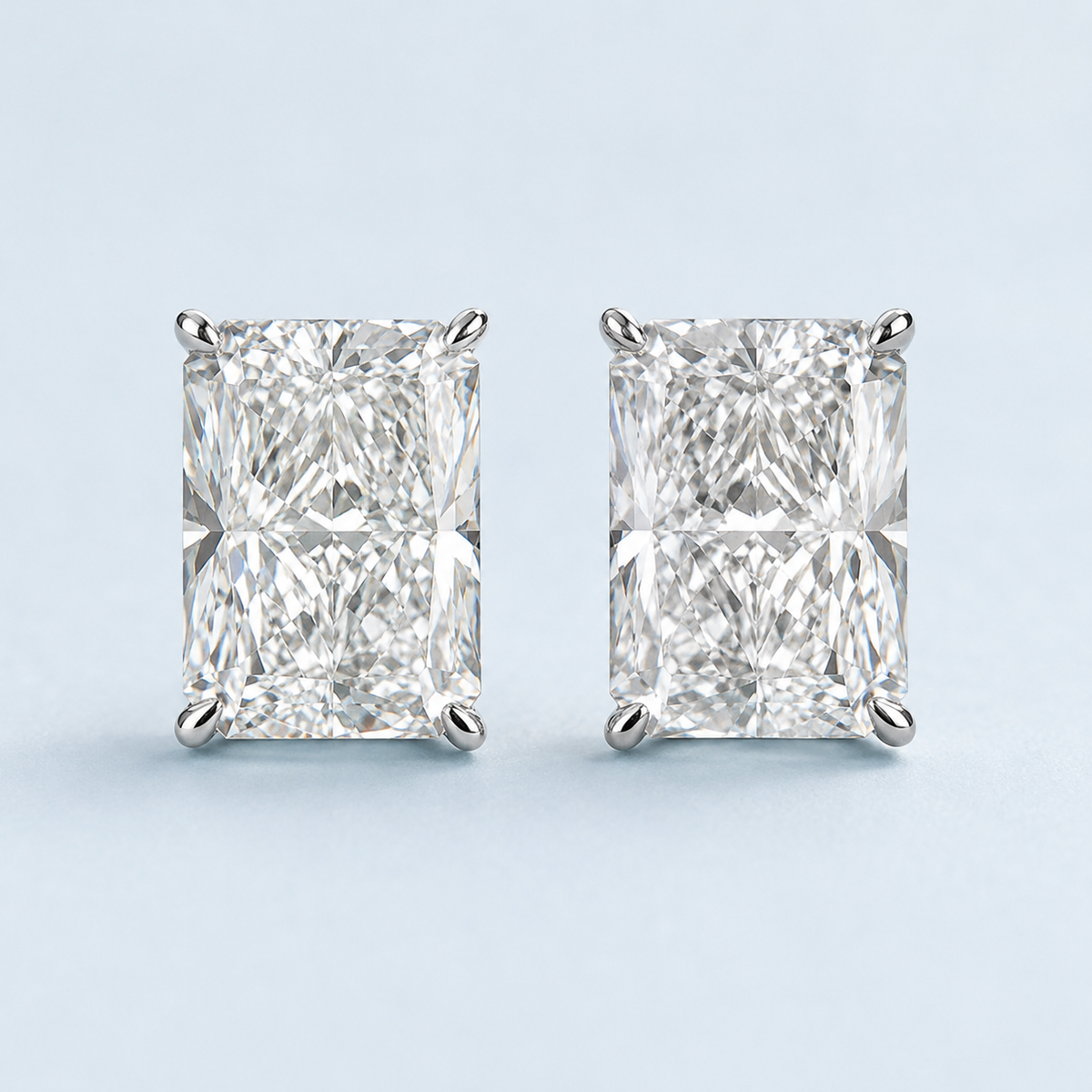 Marchetti Emerald Éclat Moissanite Stud Earrings