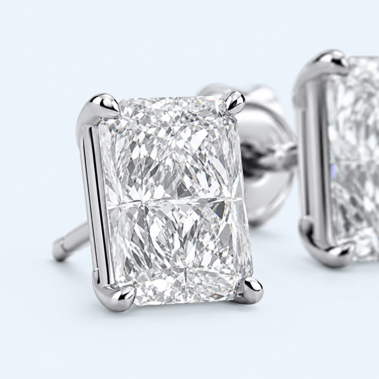 Marchetti Emerald Éclat Moissanite Stud Earrings